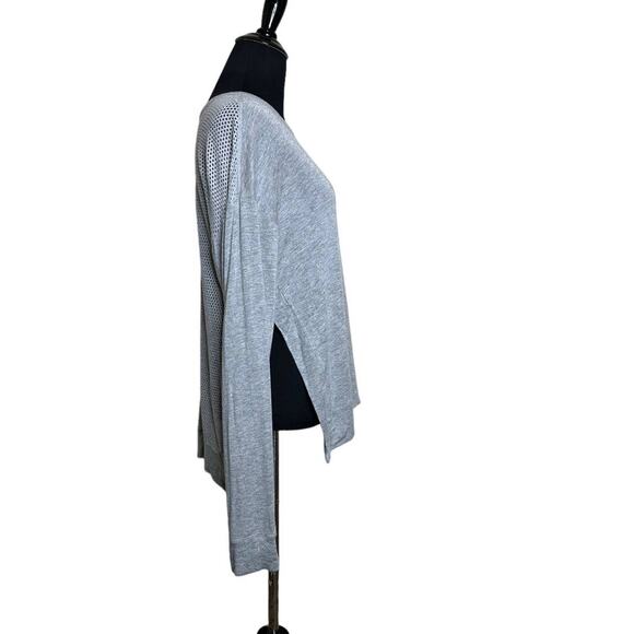 Alala gray long sleeves back mesh like detail athletic top size M - Picture 11 of 13